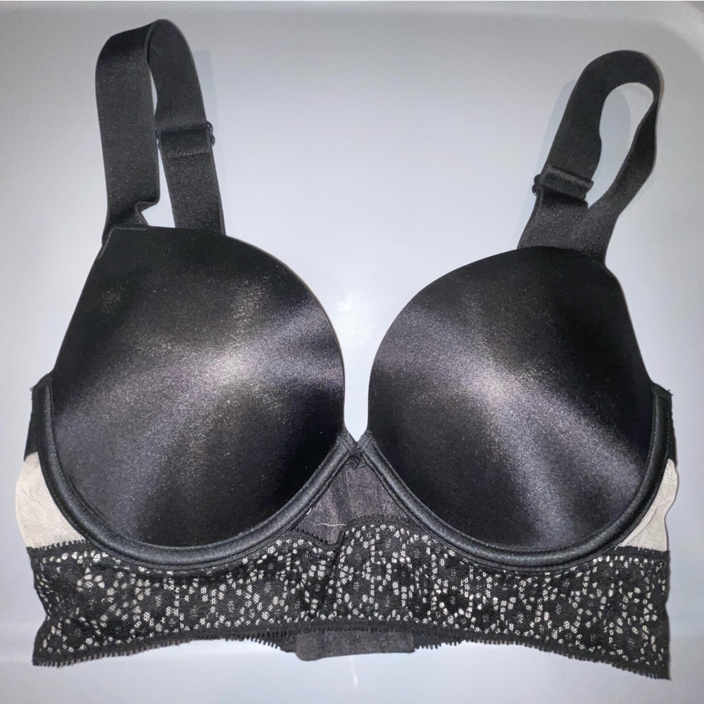 Black and nude Victoria’s Secret push up